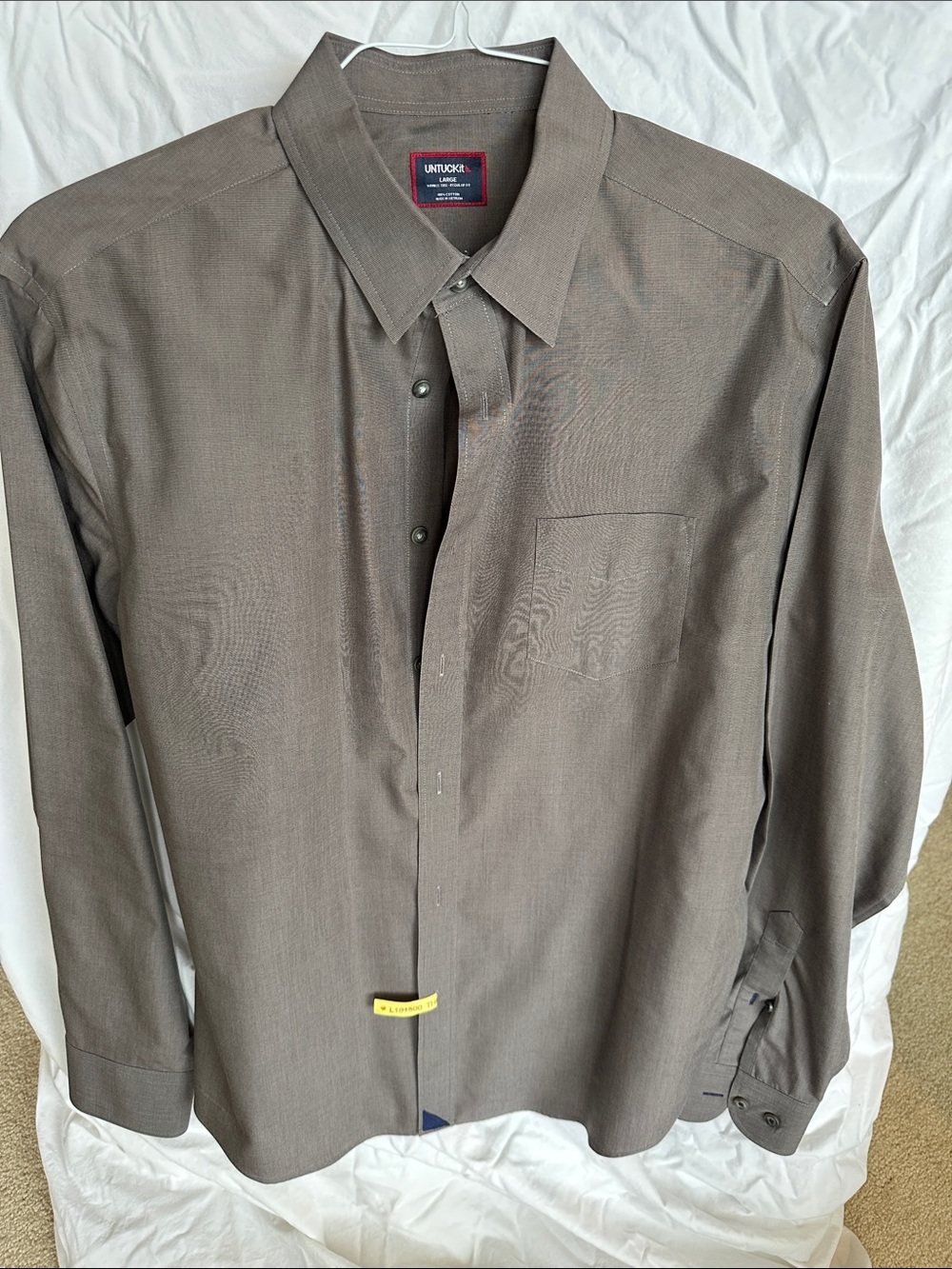 UNTUCKit Men's dark grey  Long-Sleeve Dress Shirt with Point Collar